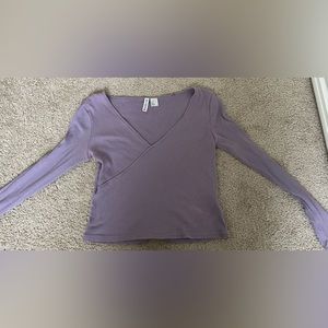 H & M Women’s Cropped Long Sleeve